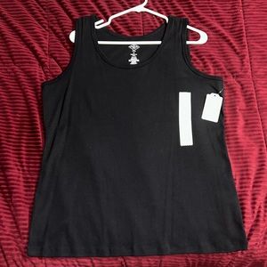 NWT-women’s tank top in black size 1X